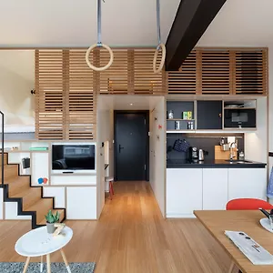 Zoku Apartahotel