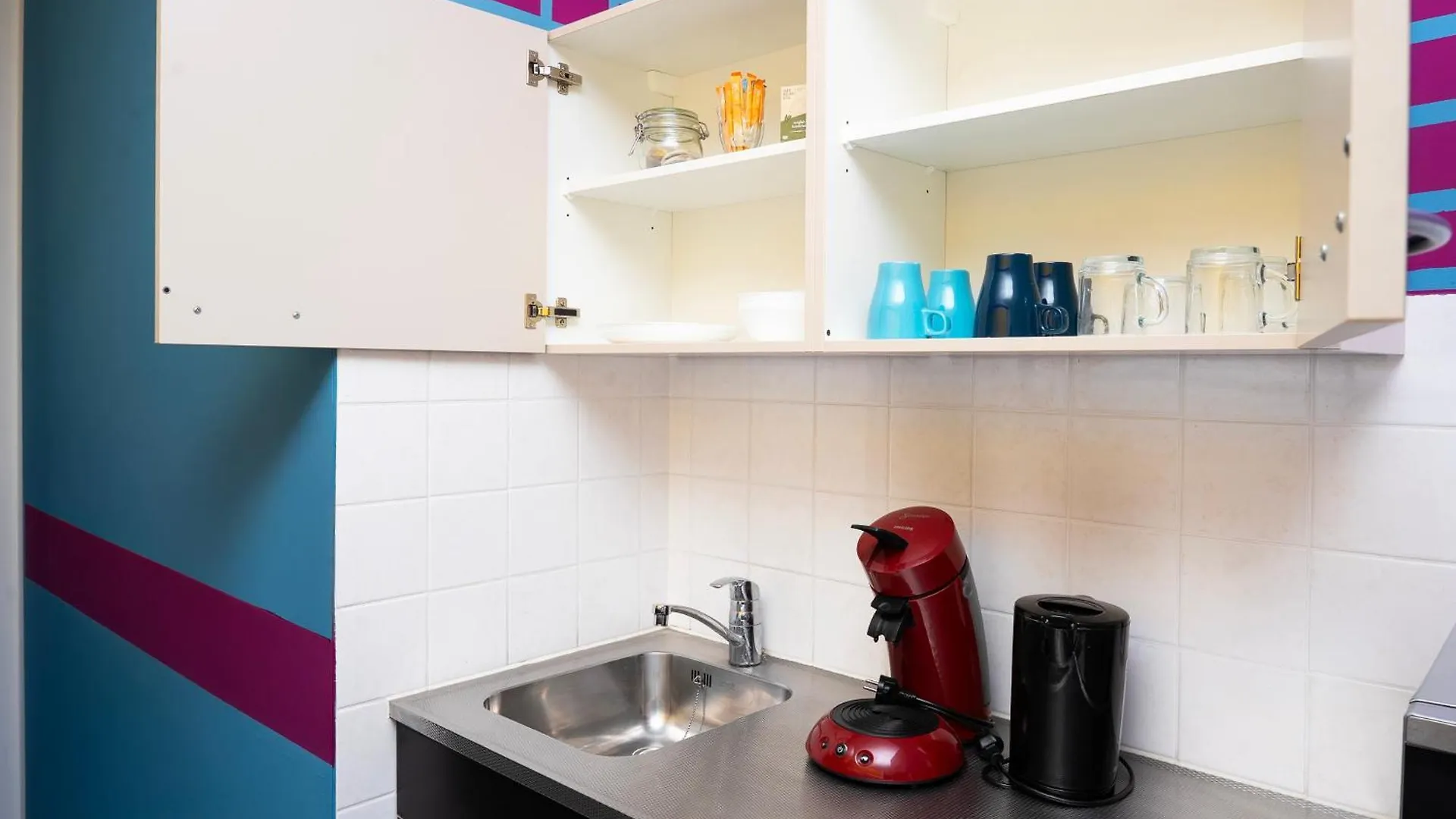 ***  Amsterdam Teleport Hotel הולנד